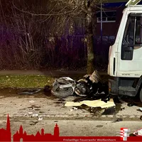 2025-12-03 Motorradunfall Daimlerstraße (2).JPG