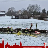 2023-12-09_Öl auf Gewässer(1).jpg