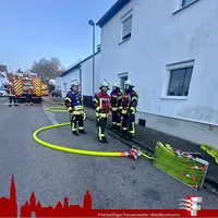 2025-10-21 Gebäudebrand Hagenthalerstrase (2).JPG